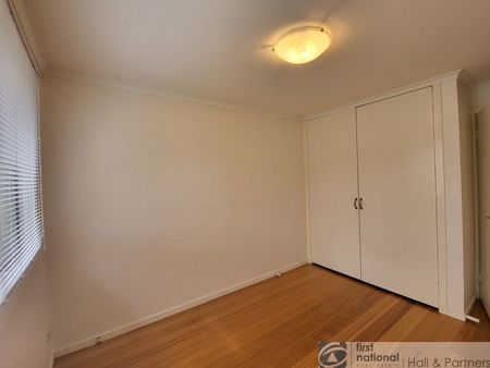 Immaculate, 4 Bedroom! - Photo 4