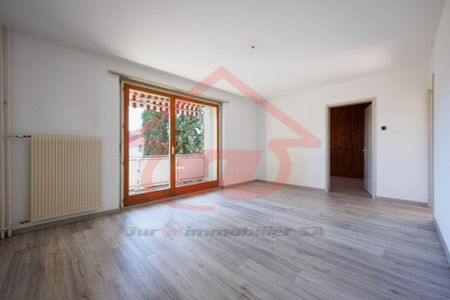 Appartement de 4 pièces au rez-de-chaussée à Delémont - Photo 4