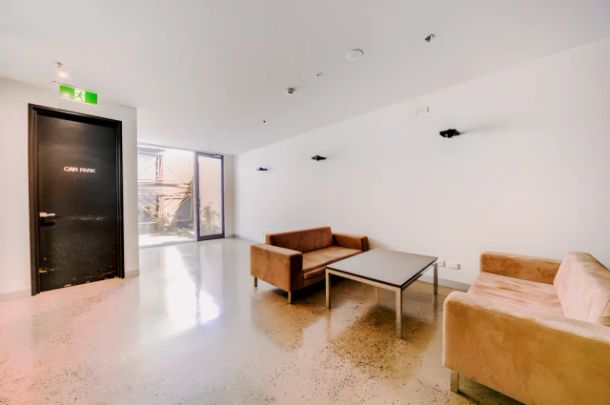 1 Bedroom Balcony East - Photo 1