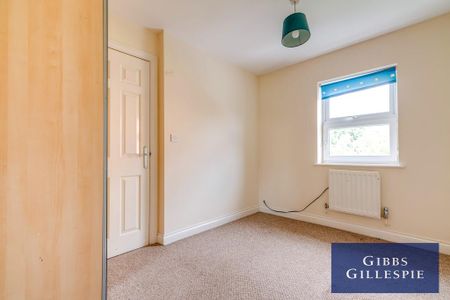 3 bedroom terraced house to rent - Photo 4