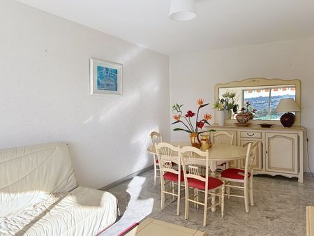 Location Appartement 2 pièces 51m² NICE 06100 - Photo 4