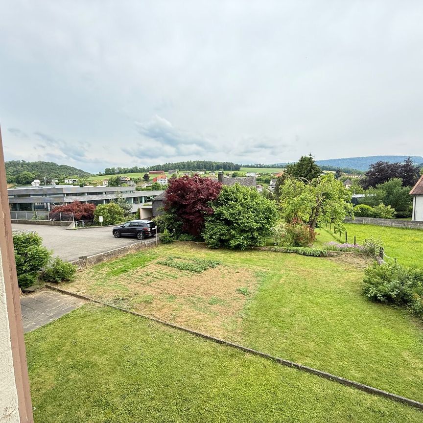 Rez de chaussée - Appartement pratique et abordable avec place de parc et JARDIN COMMUN - Foto 1