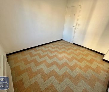 Location Appartement 3 pièces 55m² TOULON 83000 - Photo 4