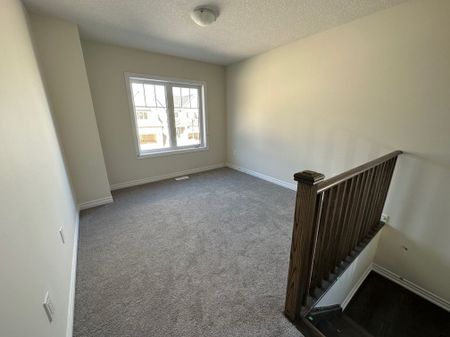 For Lease - 17 Cahill Drive Unit# Upper, Brantford, Ontario - Photo 2