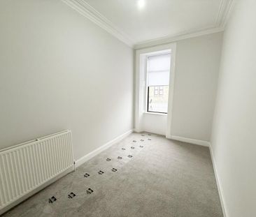 2 bedroom ground floor flat to rent - Photo 1