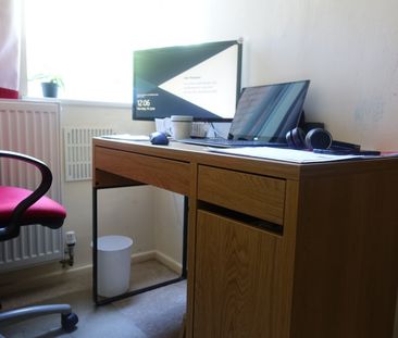 2 Bed Maisonette, Engadine Close, CR0 - Photo 4