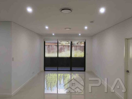 G07/570-574 New Canterbury Road Hurlstone Park - Photo 1