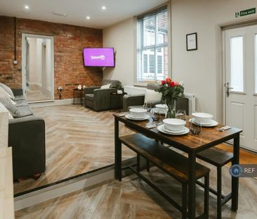 1 bedroom in a house share to rent - Photo 4