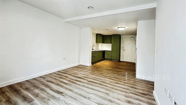 2 bedroom flat to rent - Photo 1