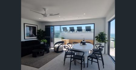Furnished Palm Beach Apartment with Huge Private Terrace | 3-Month Summer Lease Only - Photo 5