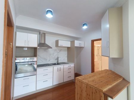 2 bedroom unit city end karori - Photo 3