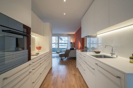 2.5 Zimmer, 70 m², 4. Stock - Photo 2