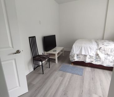 For Lease - 28 Estateview Circle Unit# Garden Suit, Brampton, Ontario - Photo 4