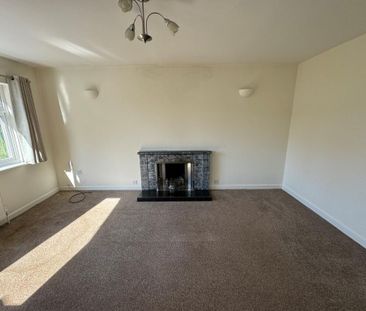 2 bedroom bungalow to rent - Photo 2