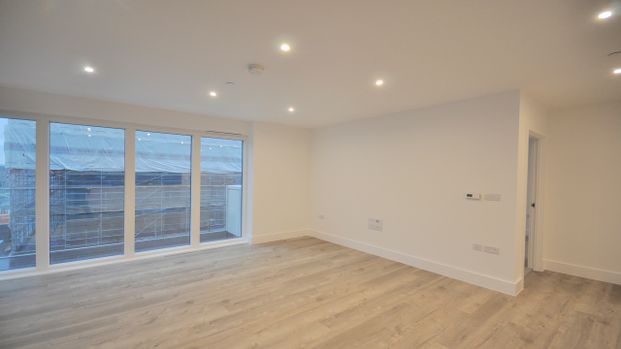 Pegler Square, Kidbrooke Village, London, SE3 9GW - Photo 1