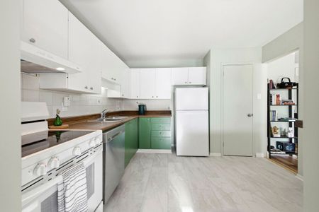 For Lease - 39 Stonehaven Drive Unit# D, Kanata, Ontario - Photo 3