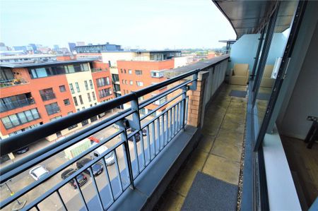 1 bedroom flat to rent - Photo 2