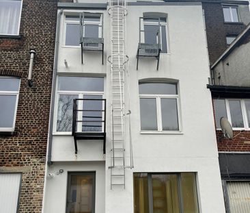 Appartement 1ch. remis à neuf à 6040 Charleroi Jumet  Loyer: 720 € - Foto 3