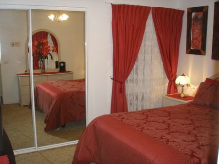 Westmeadows - Photo 2