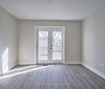 Detached Home For Lease | N8141188 - Photo 2