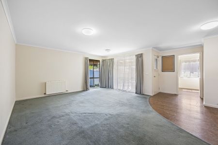 10 Jemacra Place, Mount Clear - Photo 3