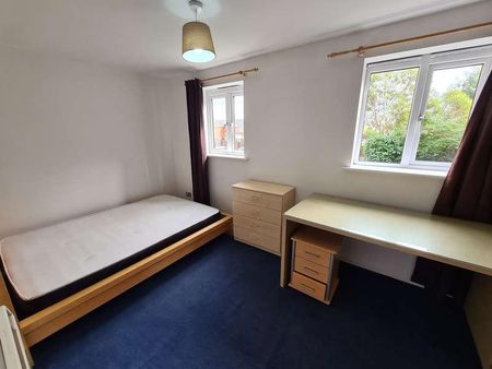 Mallow Street, Hulme, Manchester, M15 - Photo 3