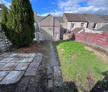 2 bedroom terraced house to rent - Photo 6