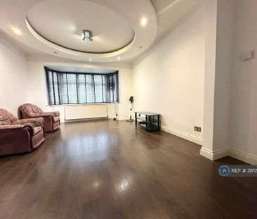 4 bedroom terraced house to rent - Photo 2