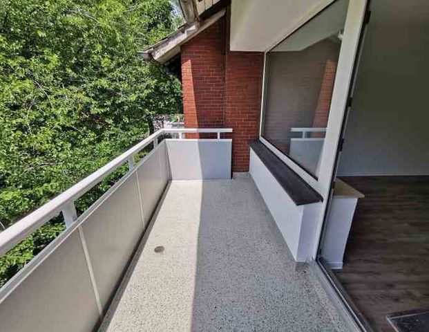 Freundliche, bezugsfertige 3-Raum-Wohnung mit Sonnenbalkon! - Foto 1