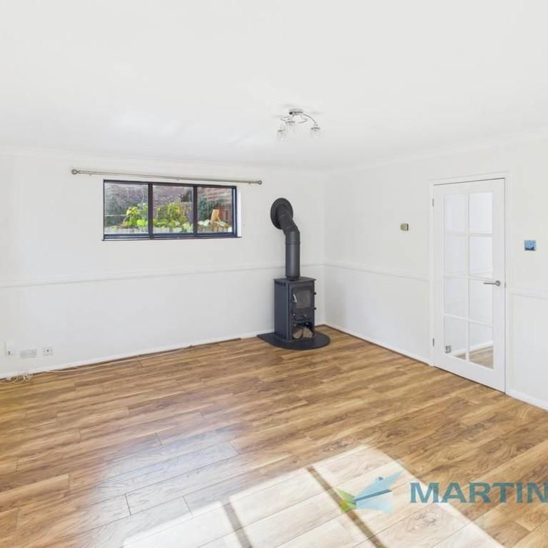 3 bedroom semi-detached house to rent - Photo 1