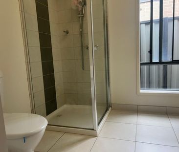 6 Woodgrove Street, Craigieburn, Vic 3064 - Photo 1