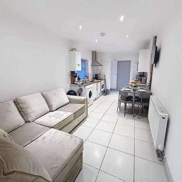 Seaford Street, Stoke-on-trent, ST4 - Photo 1