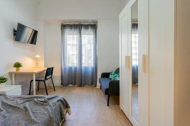 Carrer dHonorat Juan, Valencia, Valencian Community 46007 - Photo 1