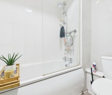 1 bedroom ground floor flat to rent - Photo 4