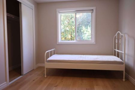 For Lease - 46 Gilmore Crescent, Vaughan, Ontario - Photo 2