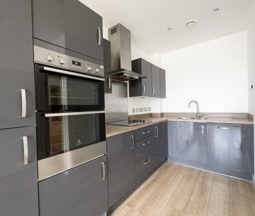 Sutton Court Road - Photo 2