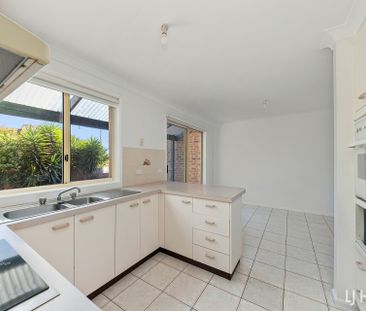 8/11 Everard Street, Palmerston ACT, Belconnen - Photo 2
