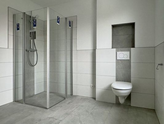 Ihr neues Zuhause: Neubau-Penthousewohnung mit Balkon inmitten von Remels - Uplengen - Photo 1