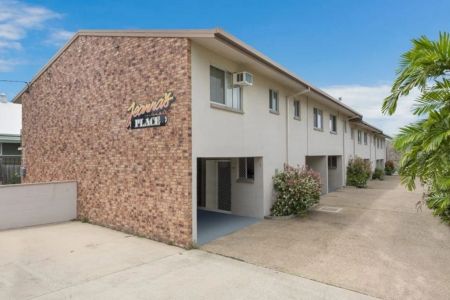 Welcome to Your Next Home - Photo 2