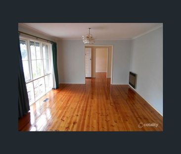 11 Doubell Close, Glen Waverley, Vic 3150 - Photo 5