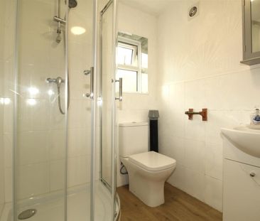 1 Bedroom Flat - Studio To Let - Photo 6