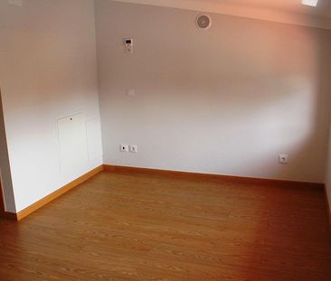 4 Bedroom House with parking, Livramento, Cascais - Photo 3