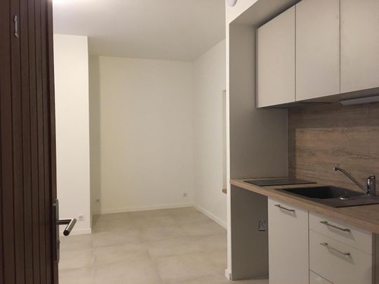 Location Appartement 1 pièce 19m² BORDEAUX 33000 - Photo 1