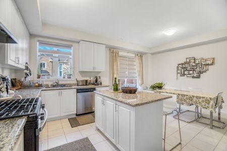 For Lease - 3018 Eighth Line, Oakville, Ontario - Photo 5