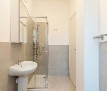 Viale Carlo Espinasse, Milan, Lombardy 20156 - Foto 6