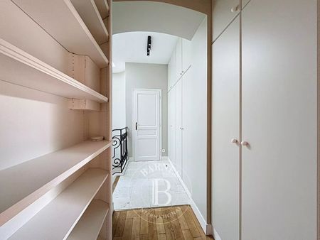 Tout savoir sur cette maison dans le quartier Les Coteaux de Seine, à Louveciennes - Photo 2