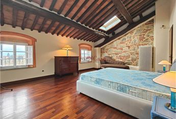 Elegante appartamento rustico in casa colonica