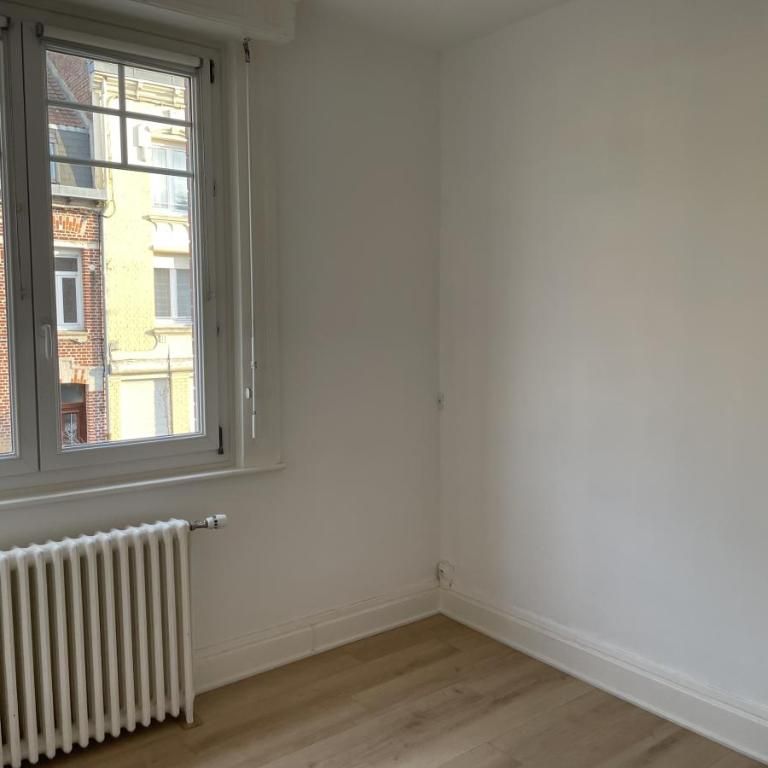 MAISON DE VILLE 3 CHAMBRES A LOUER ARRAS - Photo 1