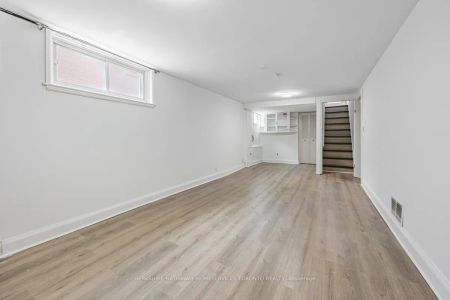Detached Home For Lease | E8469718 - Photo 2