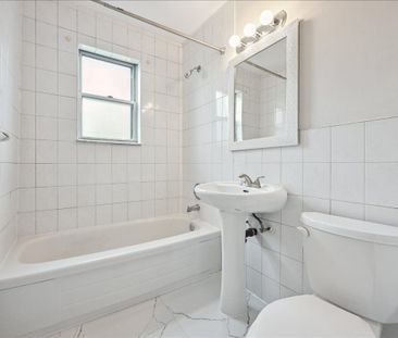 For Lease - 203 Nelson Street Unit# 1, Oakville, Ontario - Photo 2